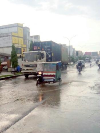 Hujan Sebentar, Jalinsum Rohil Terendam Air